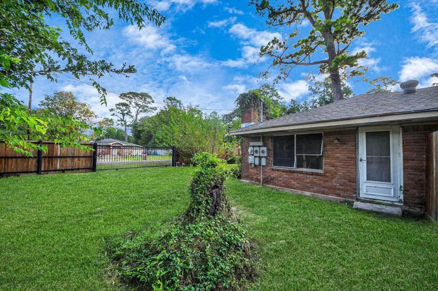 5914 Breland Street, Houston, TX 77016