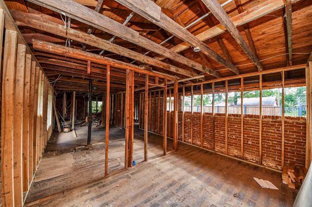 5914 Breland Street, Houston, TX 77016