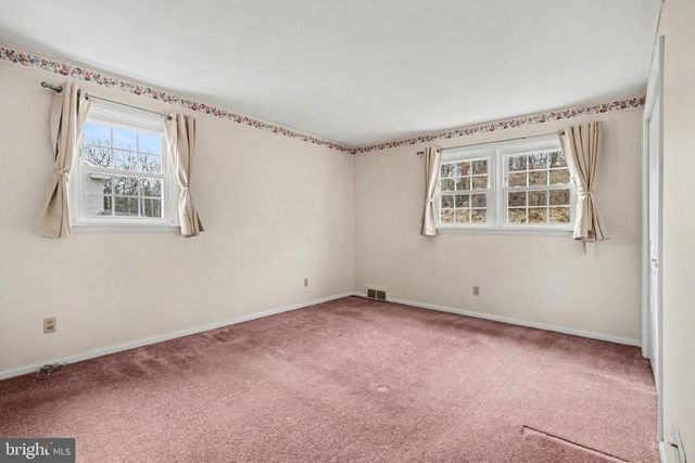 1021 OLD FORGE RD, Lewisberry, PA 17339