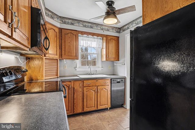 1021 OLD FORGE RD, Lewisberry, PA 17339