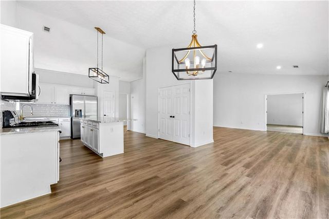 1525 Keystone Drive, Suwanee, GA 30024