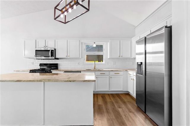 1525 Keystone Drive, Suwanee, GA 30024