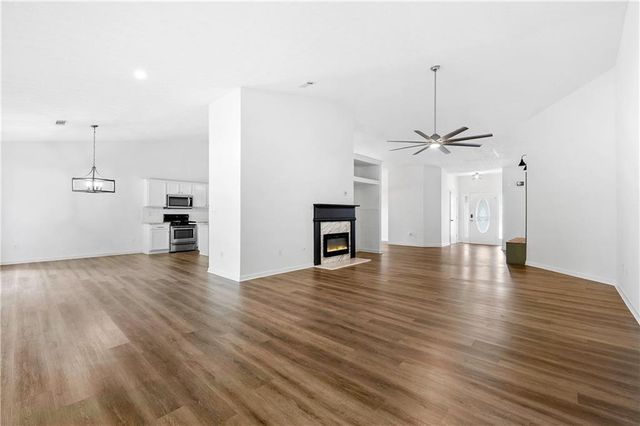 1525 Keystone Drive, Suwanee, GA 30024