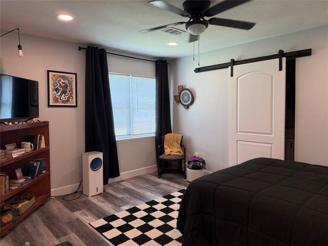 5316 Tanglebriar Drive, Dickinson, TX 77539