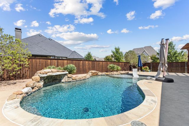 9921 Peninsula Point, Little Elm, TX 75068