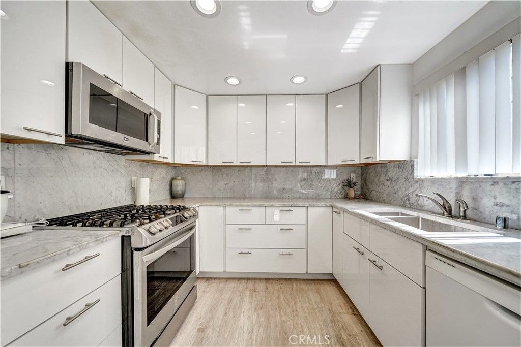 15053 Sherman Way C, Van Nuys, CA 91405 — photo 3