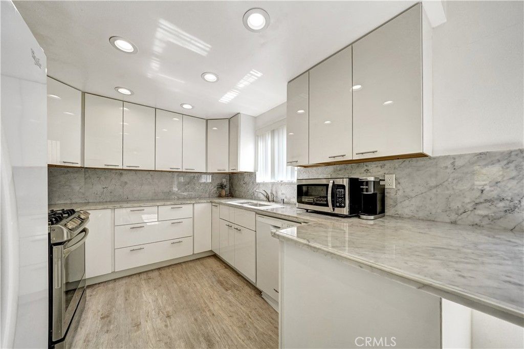 15053 Sherman Way C, Van Nuys, CA 91405 — photo 4