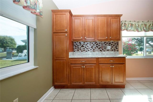 1619 FAXTON DRIVE, Sun City Center, FL 33573