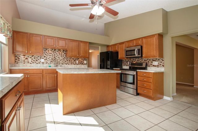 1619 FAXTON DRIVE, Sun City Center, FL 33573