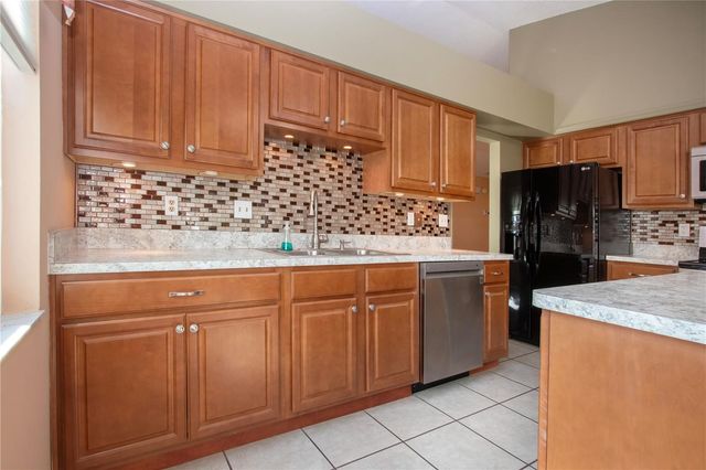 1619 FAXTON DRIVE, Sun City Center, FL 33573