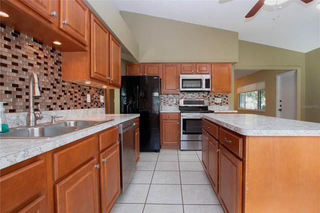 1619 FAXTON DRIVE, Sun City Center, FL 33573