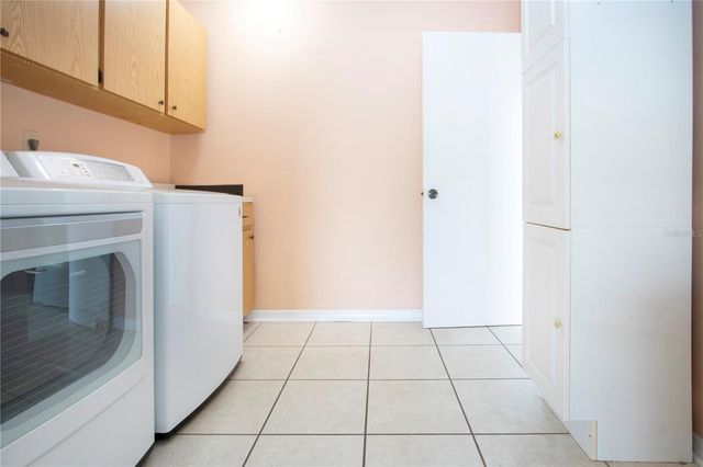 1619 FAXTON DRIVE, Sun City Center, FL 33573