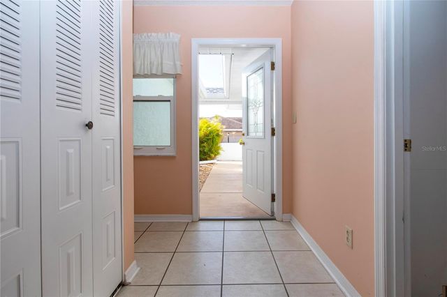 1619 FAXTON DRIVE, Sun City Center, FL 33573