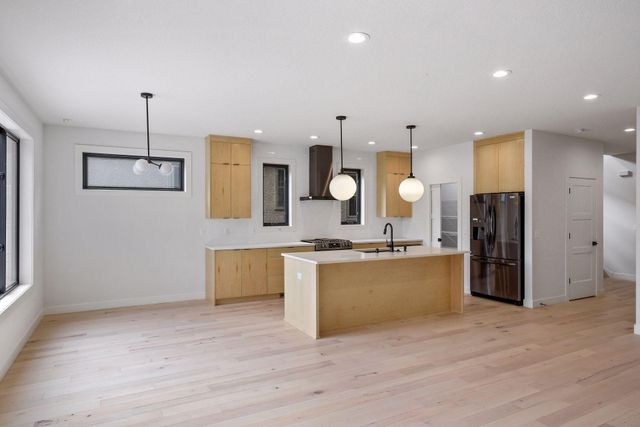 5829 Vincent Avenue S, Minneapolis, MN 55410