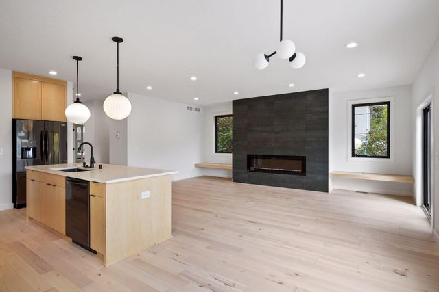 5829 Vincent Avenue S, Minneapolis, MN 55410