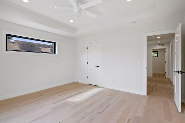 5829 Vincent Avenue S, Minneapolis, MN 55410