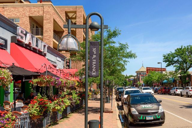 5829 Vincent Avenue S, Minneapolis, MN 55410