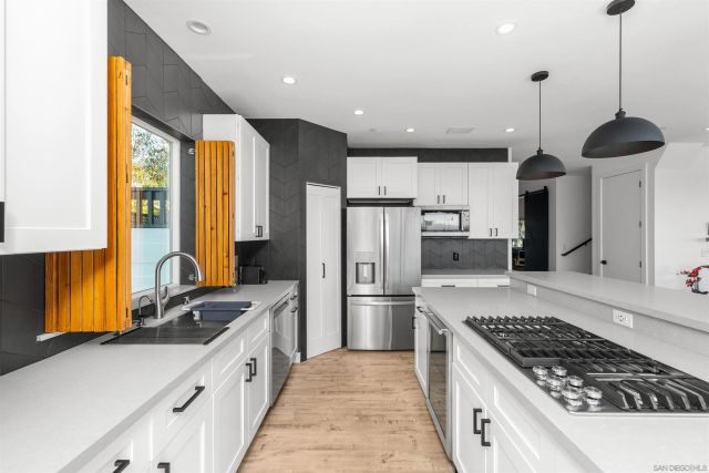 3636 Shawnee, San Diego, CA 92117