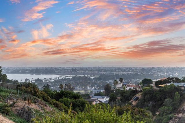 3636 Shawnee, San Diego, CA 92117