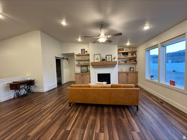 694 W JEDEDIAH WAY, Grantsville, UT 84029