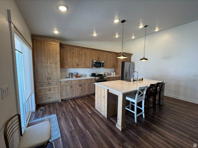 694 W JEDEDIAH WAY, Grantsville, UT 84029