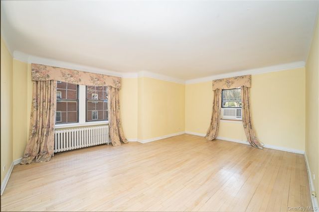 198 Garth Road 2B, Scarsdale, NY 10583