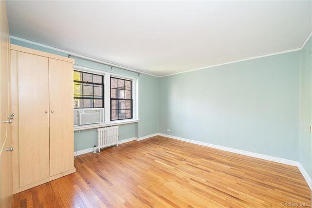 198 Garth Road 2B, Scarsdale, NY 10583