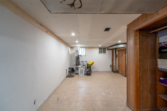 650 27th Street, Des Moines, IA 50312