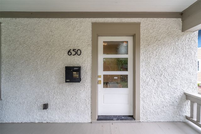 650 27th Street, Des Moines, IA 50312