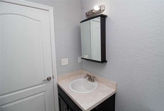 307 NW 8TH STREET, Mulberry, FL 33860