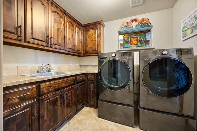 825 Rio Grande Drive, Mansfield, TX 76063