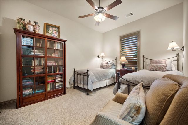 825 Rio Grande Drive, Mansfield, TX 76063