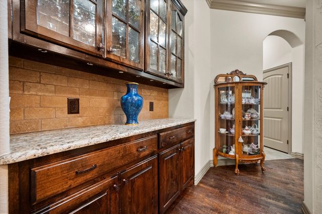 825 Rio Grande Drive, Mansfield, TX 76063