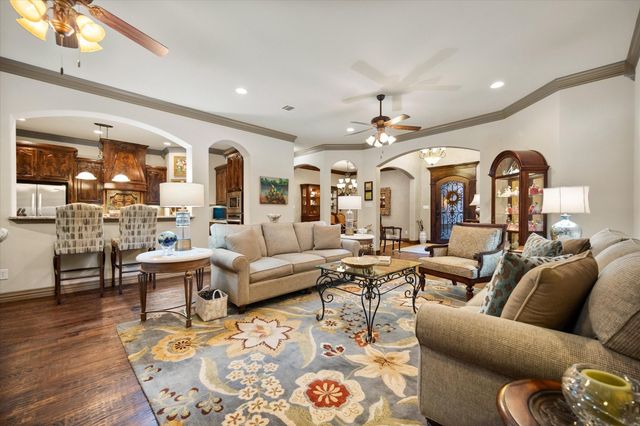 825 Rio Grande Drive, Mansfield, TX 76063