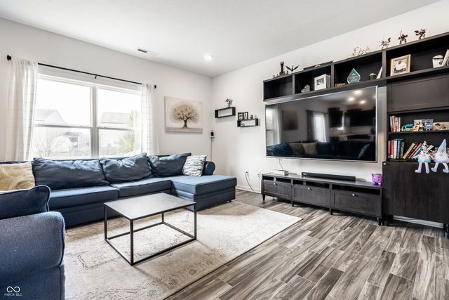 11629 Brookwood Trace Lane, Indianapolis, IN 46229