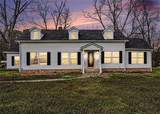 707 E Mcintosh Road, Griffin, GA 30223