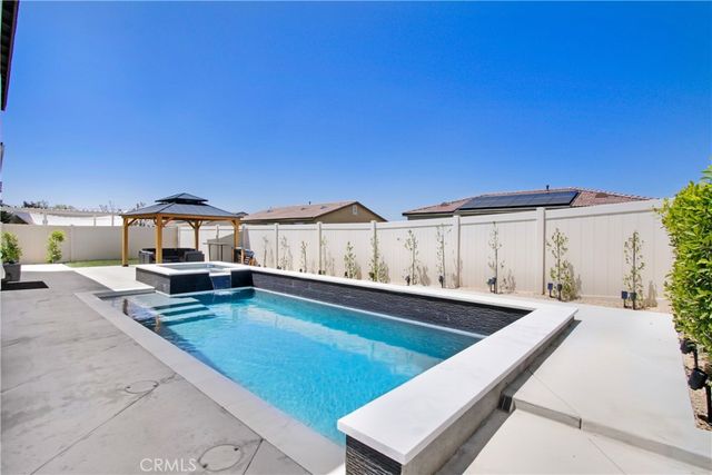 1212 Venice Avenue, Mentone, CA 92359