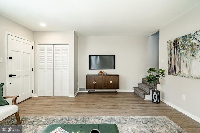 61 PENNSYLVANIA AVE, Phoenixville, PA 19460