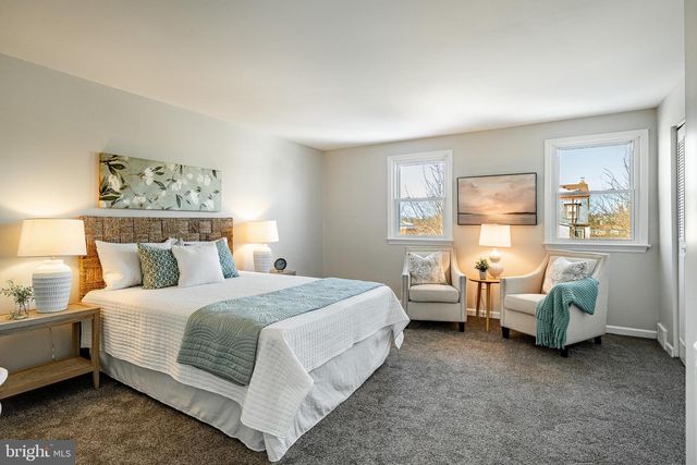 61 PENNSYLVANIA AVE, Phoenixville, PA 19460