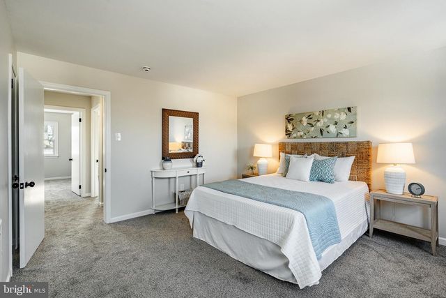 61 PENNSYLVANIA AVE, Phoenixville, PA 19460