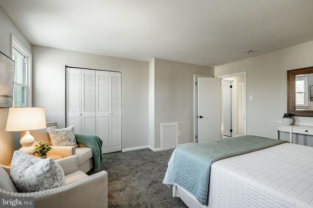 61 PENNSYLVANIA AVE, Phoenixville, PA 19460