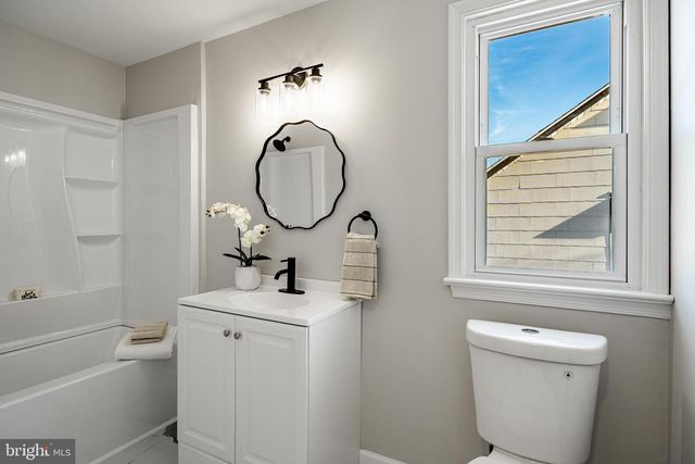 61 PENNSYLVANIA AVE, Phoenixville, PA 19460