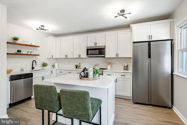 61 PENNSYLVANIA AVE, Phoenixville, PA 19460