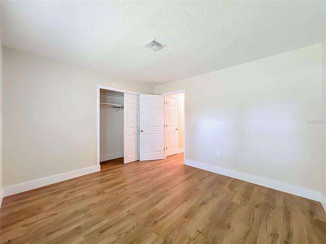 450 LIBERTY AVENUE 3, Mount Dora, FL 32757