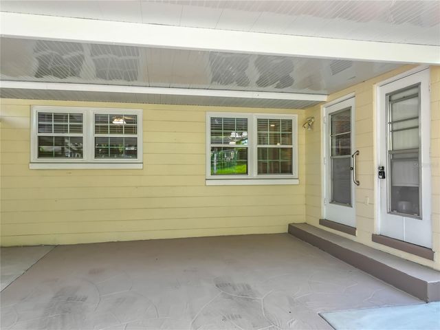 450 LIBERTY AVENUE 3, Mount Dora, FL 32757