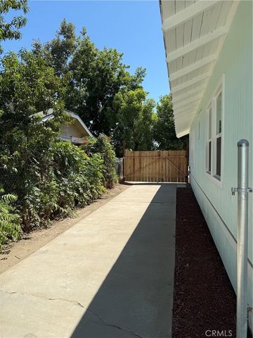 605 G Street, Bakersfield, CA 93304
