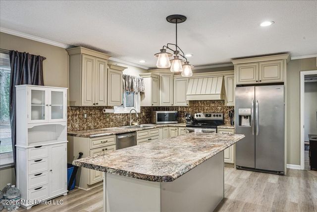 9350 College Road, Olive Branch, MS 38654