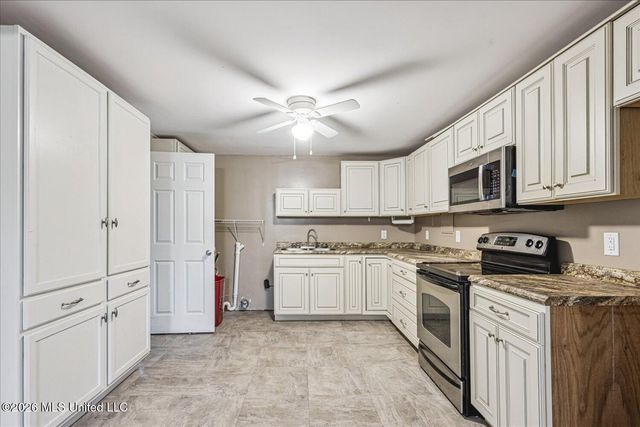9350 College Road, Olive Branch, MS 38654