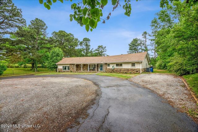 9350 College Road, Olive Branch, MS 38654