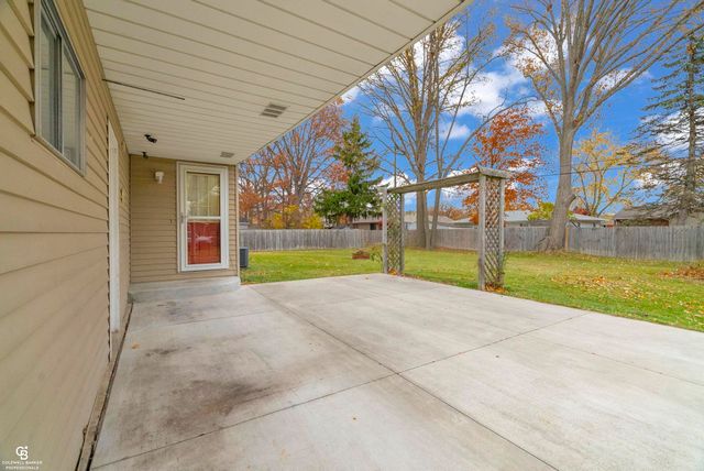 925 Whiting Street, Saint Clair, MI 48079